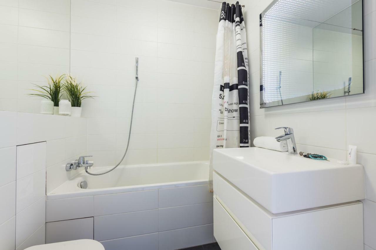 Kolejowa 45A P&O Corporate Accommodation วอร์ซอ ภายนอก รูปภาพ