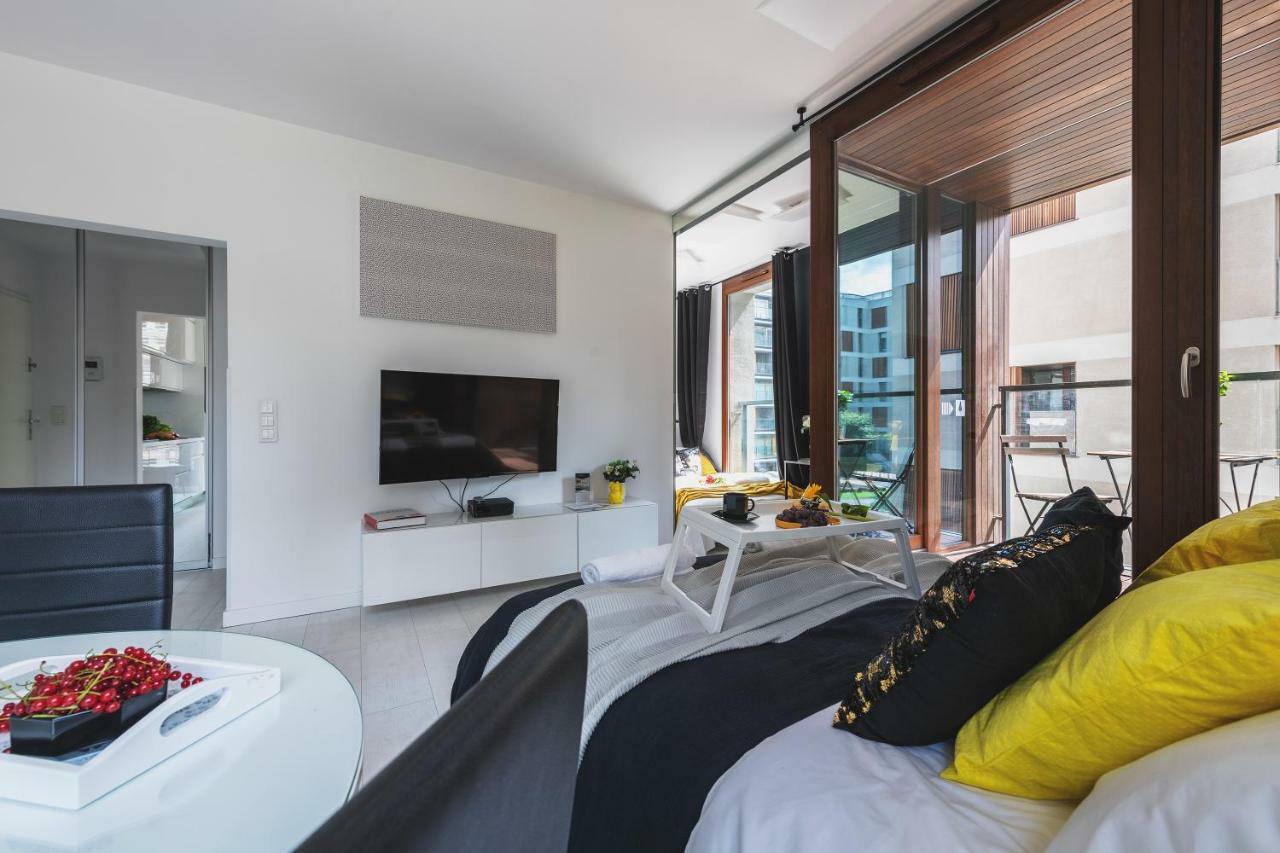 Kolejowa 45A P&O Corporate Accommodation วอร์ซอ ภายนอก รูปภาพ